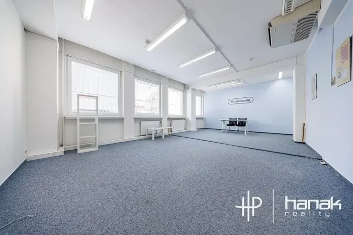 Pronájem kanceláře, Olomouc, Karolíny Světlé, 100 m2