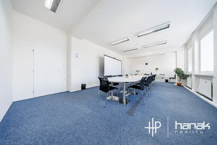 Pronájem kanceláře, Olomouc, Karolíny Světlé, 130 m2