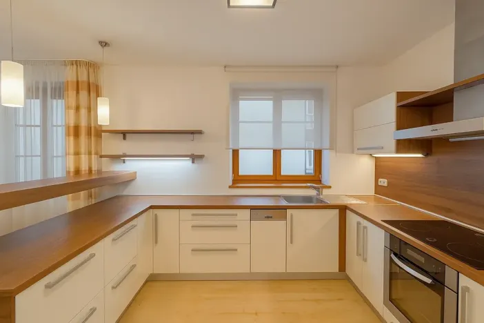 Pronájem kanceláře, Praha, 121 m2