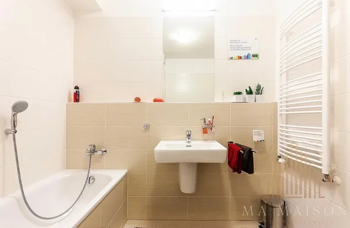 Pronájem bytu 2+kk, Praha - Dolní Měcholupy, Honzíkova, 51 m2