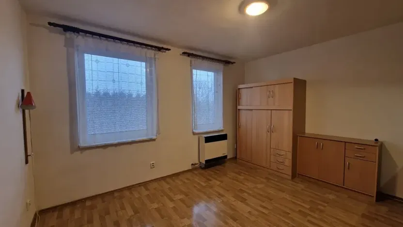 Prodej bytu 1+kk, Štěnovice, Čižická, 27 m2