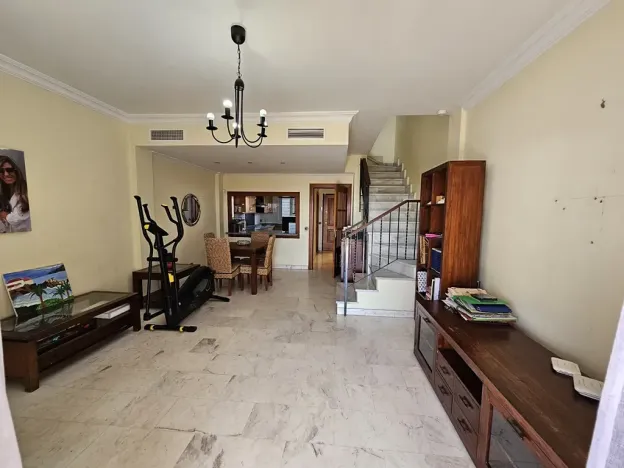 Prodej rodinného domu, Santiago del Teide, Španělsko, Plaza de Puerto Santiago, 185 m2