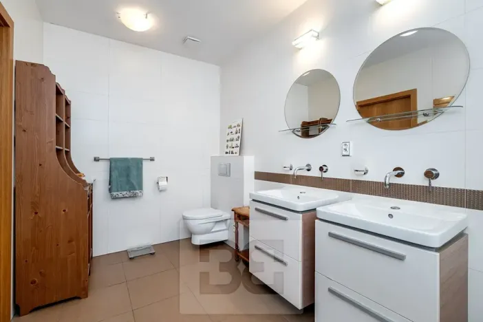 Prodej bytu 4+kk, Průhonice, Uhříněveská, 126 m2