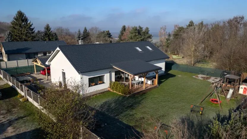 Prodej rodinného domu, Lipník, 195 m2