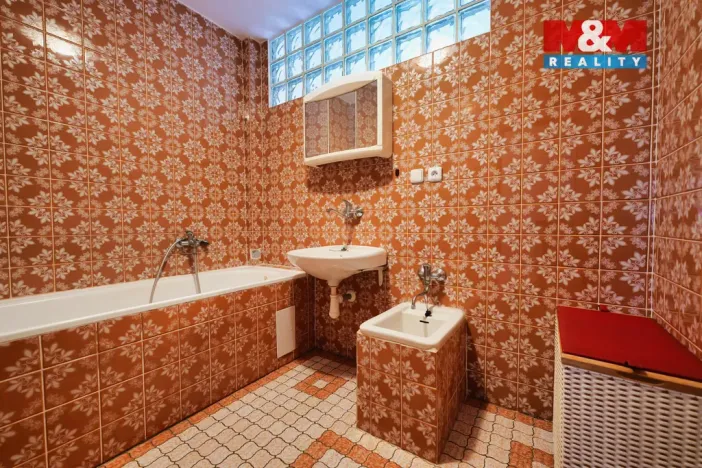 Prodej rodinného domu, Otinoves, 183 m2