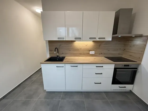 Prodej bytu 2+1, Praha - Záběhlice, Trenčínská, 52 m2