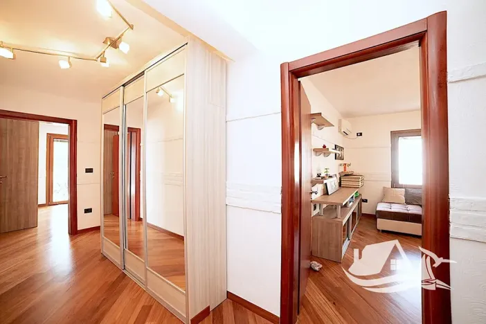 Prodej bytu 4+kk, Viti Do, Černá Hora, 103 m2