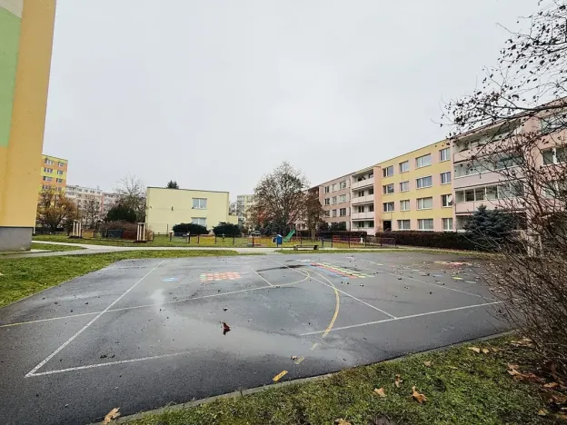 Pronájem bytu 2+kk, Louny, U Stadionu, 44 m2