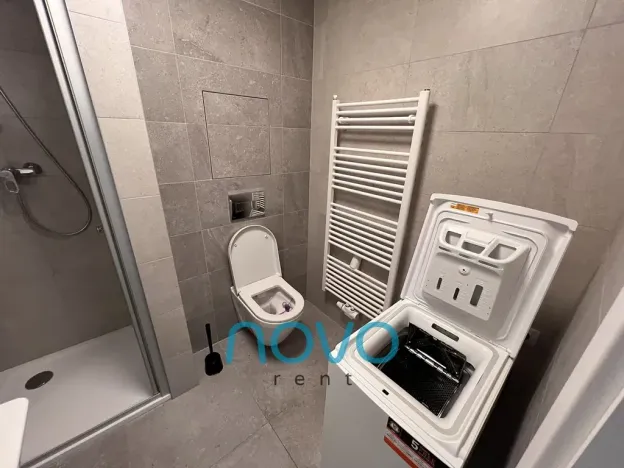 Pronájem bytu 1+kk, Praha - Libeň, Kovářská, 29 m2