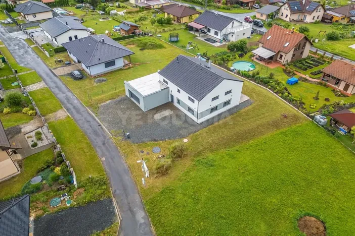 Prodej rodinného domu, Kornatice, 270 m2