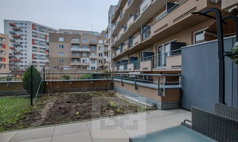 Pronájem bytu 1+kk, Praha - Horní Měcholupy, Mantovská, 31 m2