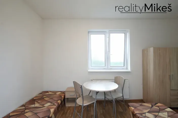 Prodej ubytování, Dobrovice, 500 m2