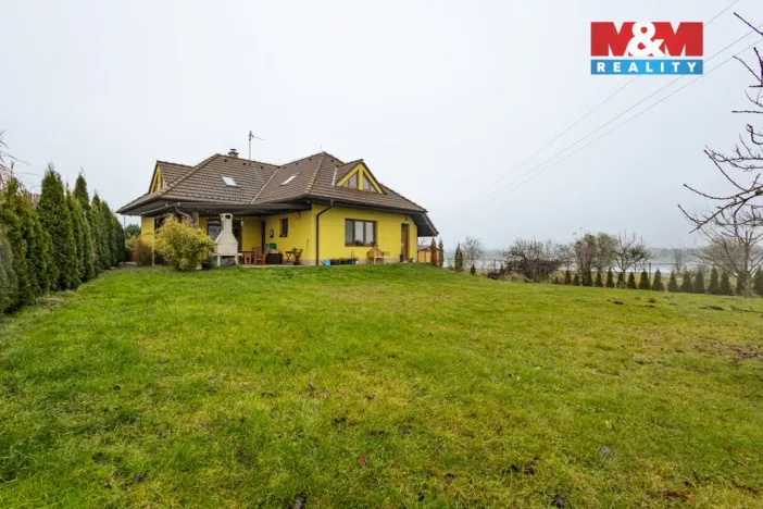 Prodej rodinného domu, Zlosyň, 142 m2