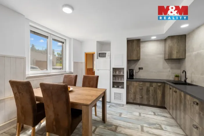 Prodej rodinného domu, Pchery - Humny, U Dobré Vody, 240 m2