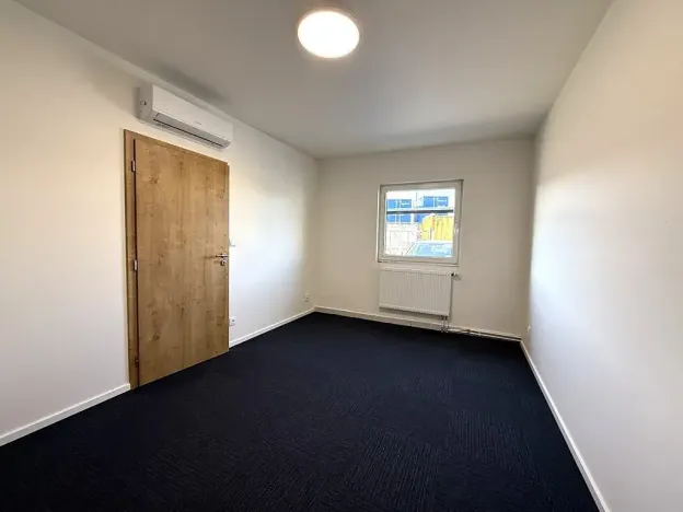 Pronájem kanceláře, Brno, Cimburkova, 182 m2