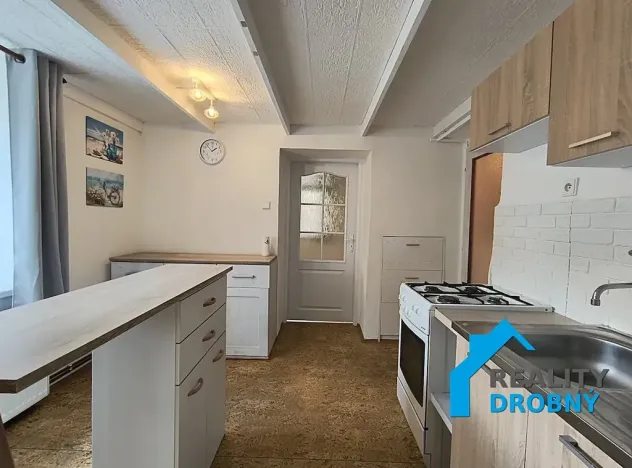 Prodej bytu 2+kk, Děčín, Sládkova, 52 m2