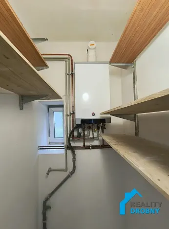 Prodej bytu 2+kk, Děčín, Sládkova, 52 m2