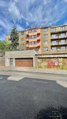 Pronájem bytu 1+kk, Praha - Smíchov, Holečkova, 25 m2