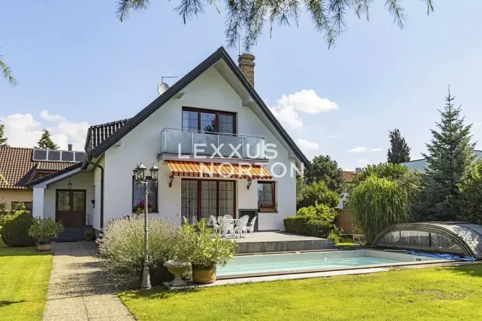 Pronájem rodinného domu, Praha - Suchdol, Havraní, 283 m2