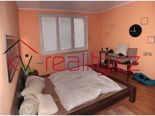 Pronájem bytu 1+1, Karlovy Vary, Sibiřská, 46 m2