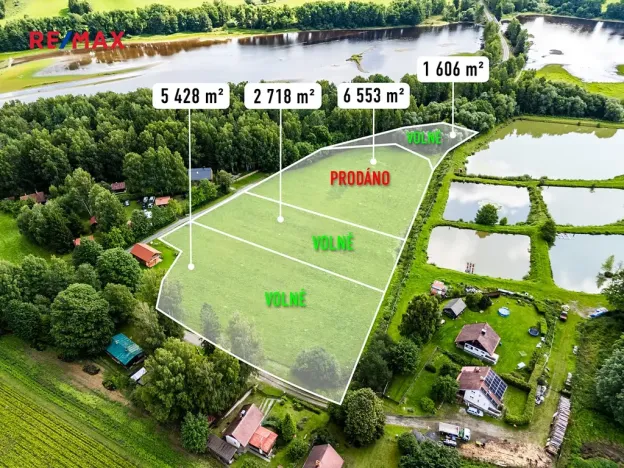 Prodej komerčního pozemku, Nová Pec, 9752 m2