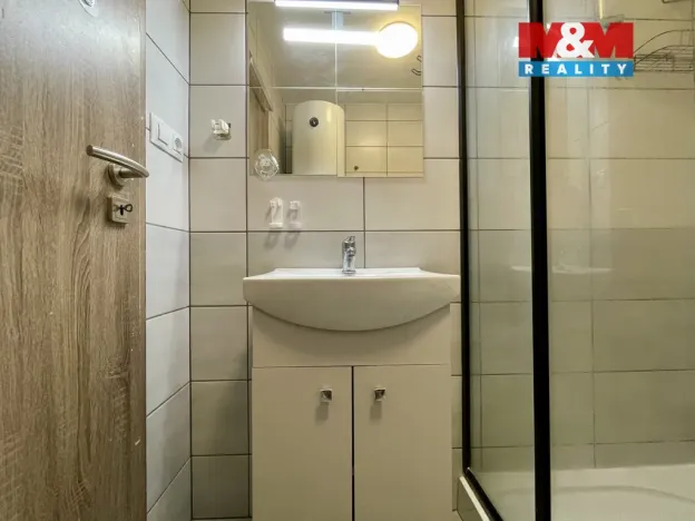 Pronájem bytu 2+kk, Praha - Libuš, U líhní, 22 m2