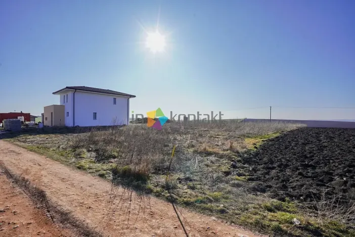 Prodej pozemku pro bydlení, Ostrožská Lhota, 2025 m2