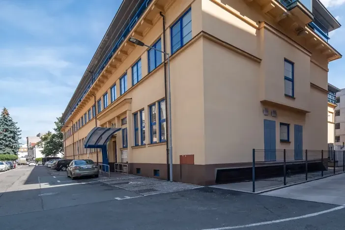 Pronájem kanceláře, Pardubice, Za Pasáží, 40 m2