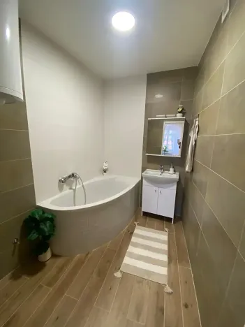 Prodej bytu 2+1, Praha - Staré Město, Náprstkova, 73 m2