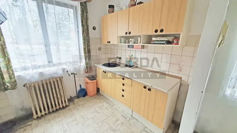 Prodej podílu rodinného domu, Zeleneč, Kasalova, 285 m2