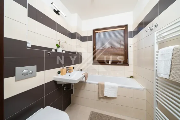 Prodej bytu 3+kk, Králův Dvůr, Větrná, 80 m2