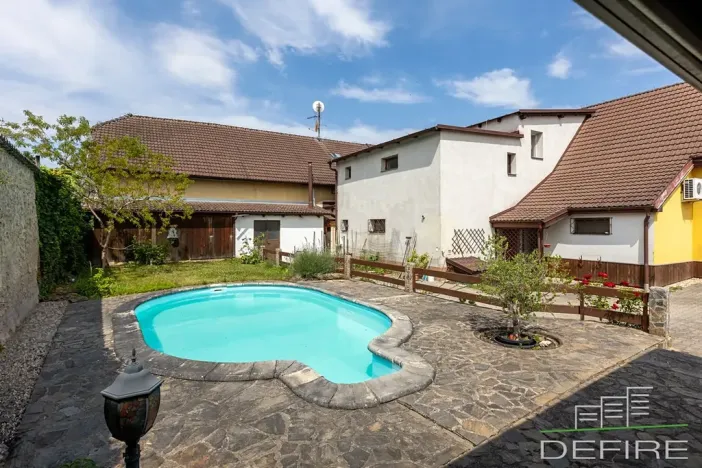 Prodej komerční nemovitosti, Praha - Újezd nad Lesy, Starokolínská, 510 m2