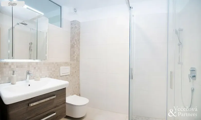 Pronájem rodinného domu, Praha - Břevnov, Oddělená, 250 m2