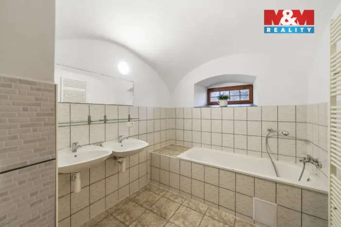 Prodej rodinného domu, Vernéřovice, 280 m2