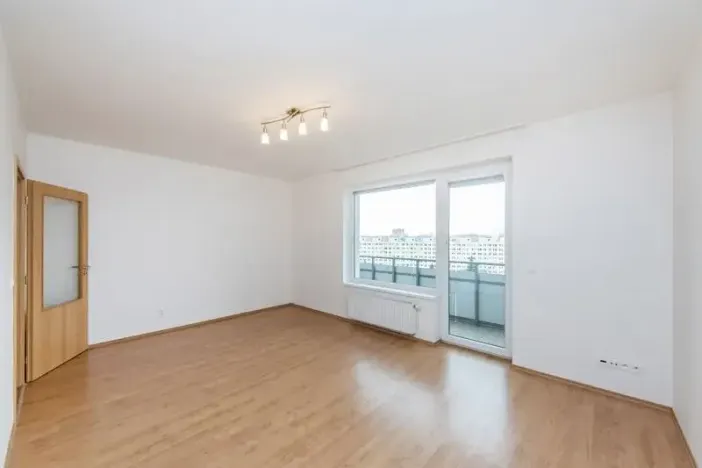 Pronájem bytu 1+kk, Praha - Horní Měcholupy, Hornoměcholupská, 38 m2