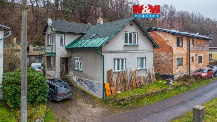 Prodej rodinného domu, Jenišovice, 140 m2