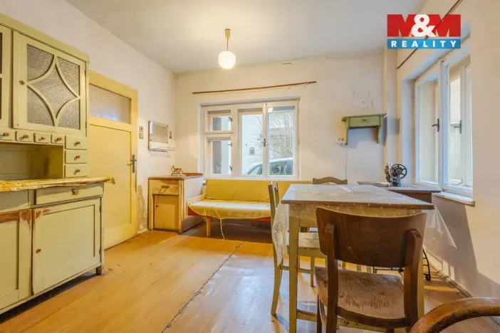 Prodej rodinného domu, Jenišovice, 140 m2