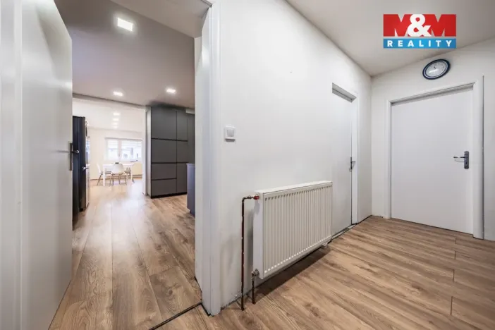 Prodej rodinného domu, Jehnědí, 189 m2