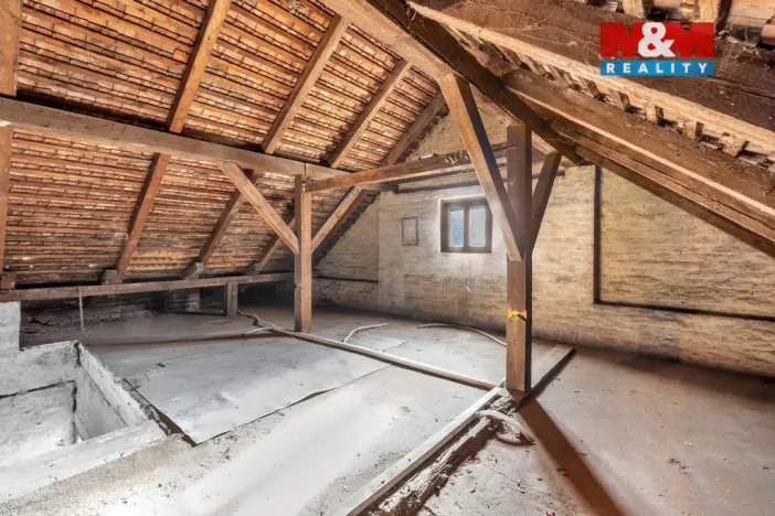 Prodej rodinného domu, Staré Jesenčany, 110 m2