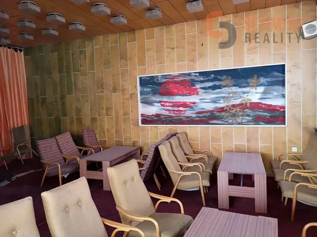 Prodej komerční nemovitosti, Jeseník nad Odrou, 4000 m2