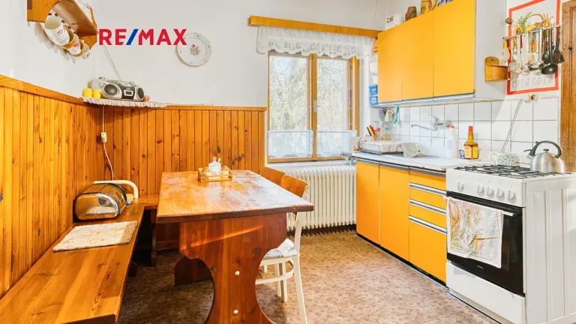 Prodej rodinného domu, Provodín, 290 m2