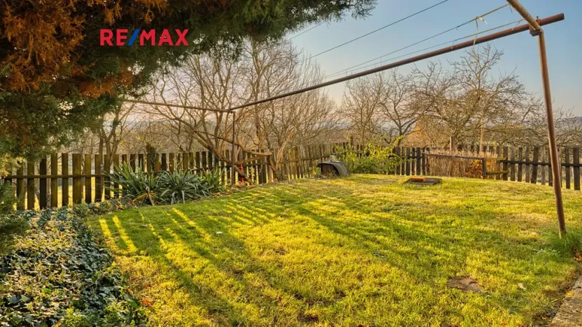 Prodej rodinného domu, Provodín, 290 m2