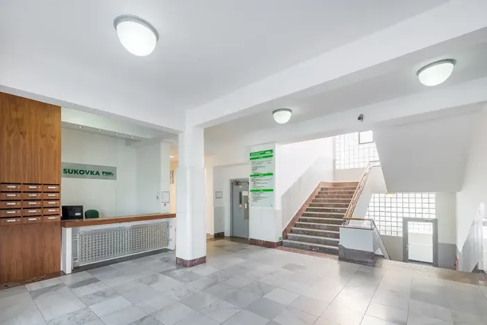 Pronájem kanceláře, Pardubice, Sukova třída, 37 m2