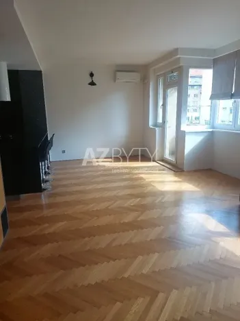 Pronájem bytu 3+1, Praha - Vršovice, Vršovická, 120 m2