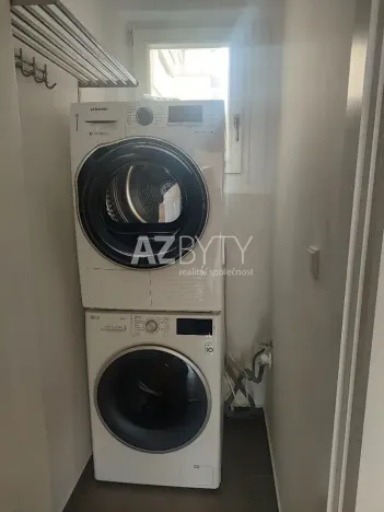 Pronájem bytu 3+1, Praha - Vršovice, Vršovická, 120 m2