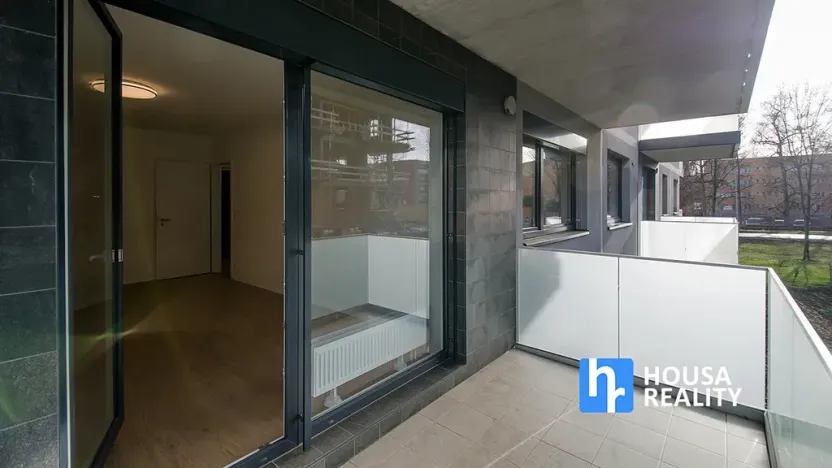 Pronájem bytu 2+kk, Praha - Prosek, Čakovická, 55 m2