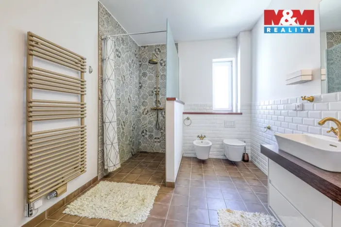 Pronájem bytu 3+1, Plzeň - Jižní Předměstí, Erbenova, 140 m2