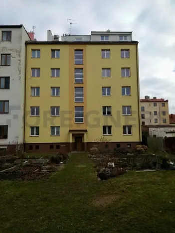 Pronájem bytu 2+kk, Pardubice, Železničního pluku, 51 m2
