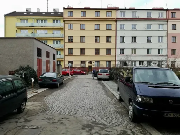 Pronájem bytu 2+kk, Pardubice, Železničního pluku, 51 m2