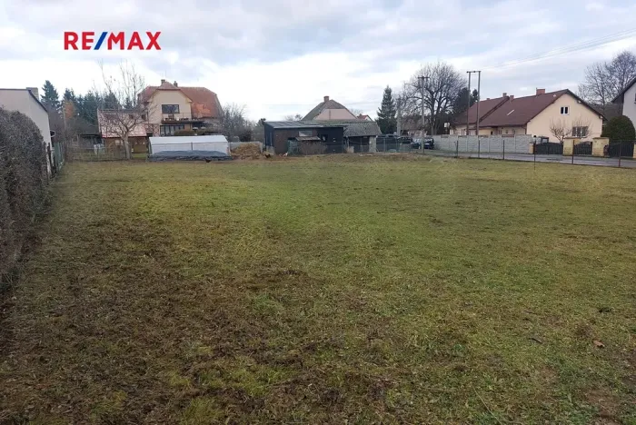 Prodej pozemku pro bydlení, Svojšice, 946 m2